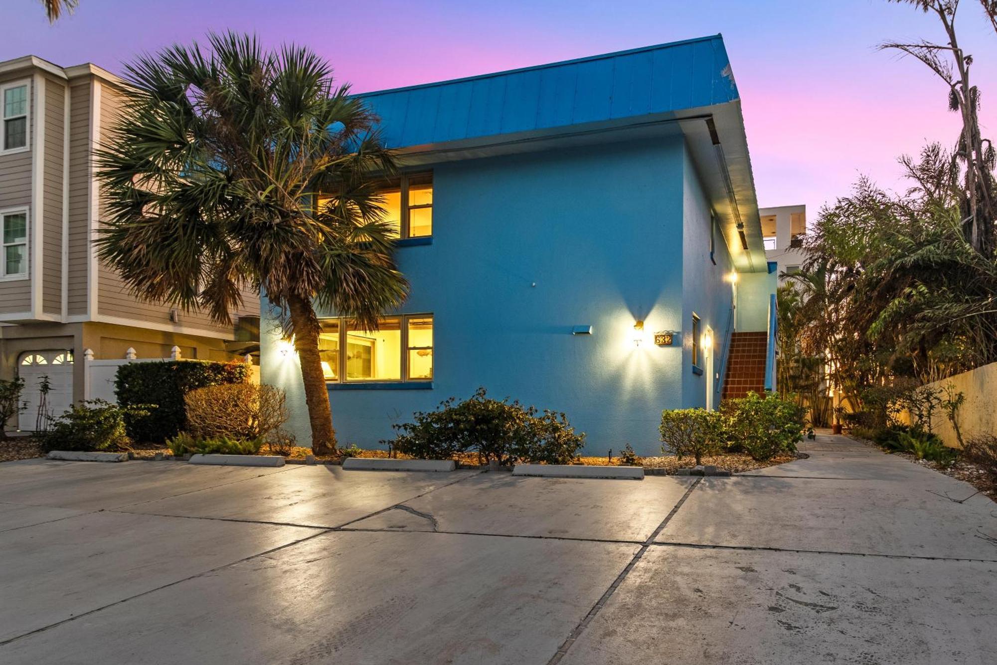 Blue Ocean Suites Siesta Key Exterior photo